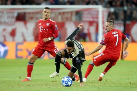 Thiago Alcantara Bayern Munich 6 Noussair Mazraoui AFC Ajax Amsterdam 12 Franck Ribery FC Bayern Muenchen 7 FC Bayern Muenchen VS AFC Ajax Amsterdam Soccer Champions League Group Stage 02 10 2018 FC Bayern Muenchen VS AFC Ajax Amsterdam Soccer Champions League Group Stage 02 10 2018 Muenchen Copyright: xLanger Eibner-Pressefotox EP_EER