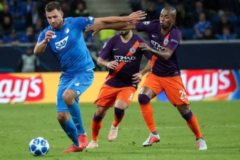 Adam Szalai Hoffenheim 28 Ilkay Gundogan ManCity 8 Fernando Luis Roza Fernandinho ManCity 25 Fighting Gamescence Duel duel tackle tackling Dynamics Action Action Soccer UEFA Champions League TSG 1899 Hoffenheim Manchester City FC xozx
