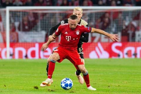 02 10 2018 xkvx Football UEFA Champions League Bayern Munich Ajax Amsterdam emporer Franck Ribery FC Bayern Munich Donny van de Beek Ajax DFL DFB REGULATIONS PROHIBIT ANY USE OF PHOTOGRAPH as IMAGE SEQUENCES and or QUASI VIDEO Munich