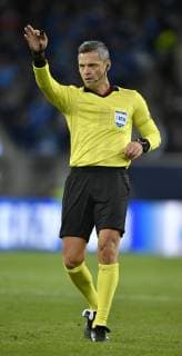 Referee Referee Damir Skomina SVN Gesture Gesture TSG 1899 Hoffenheim vs Manchester City Man City Champions League CL Group Stage 02 10 2018 DFL REGULATIONS PROHIBIT ANY USE OF PHOTOGRAPH AS IMAGE SEQUENCES AND OR QUASI VIDEO CL TSG 1899 Hoffenheim vs Manchester City