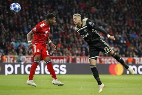 MUNCHEN, 02-10-2018, Allianz Arena, season 2018 2019, Champions League football. Ajax midfielder Hakim Ziyech (R) on the ball during the Bayern Munchen - Ajax.. Bayern Munchen - Ajax  x2515979x
