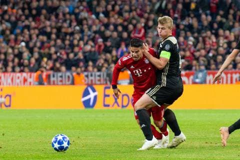 02 10 2018 xkvx Football UEFA Champions League Bayern Munich Ajax Amsterdam emporer James Rodriguez FC Bayern Munich Matthijs de Ligt Ajax DFL DFB REGULATIONS PROHIBIT ANY USE OF PHOTOGRAPH as IMAGE SEQUENCES and or QUASI VIDEO Munich