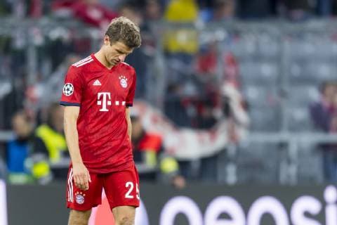 GER UEFA CL Bayern Muenchen GER vs Ajax Amsterdam NED 02 10 2018 Allianz Arena Muenchen GER UEFA CL Bayern Muenchen GER vs Ajax Amsterdam NED Group E UEFA regulations prohibiting any use of images Thomas Müller FCB 25 disappointed nordphotox xStraubmeier nph00004