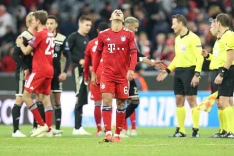 disappointment at Thiago Alcantara 6 FC Bayern Muenchen after game end FC Bayern Munich vs Ajax Amsterdam Football Preliminary Round Champions League 02 10 2018 Muenchen Bayern Germany Copyright: xkolbert-press ChristianxKolbertx