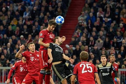Munich Germany 02 10 2018 UEFA Champions League 2018 Season 19 preliminary round Group E Match 02 FC Bayern Muenchen Ajax Amsterdam Javi Martinez FCB and Daley Blind Ajax Amsterdam in a duel DeFodi501