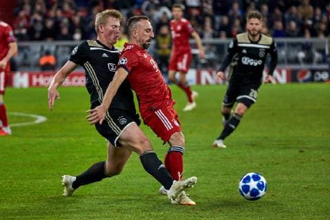 Muenchen Germany 02 10 2018 UEFA Champions League 2018 19 Season Preliminary Group E Match 02 FC Bayern Muenchen Ajax Amsterdam Matthijs de Ligt Ajax Amsterdam and Franck Ribery FCB in a duel DeFodi501