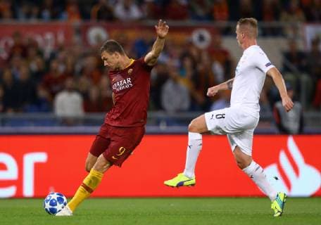 October 2, 2018 - Rome, Italy - AS Roma v Viktoria Plzen : UEFA Champions League Group G.Edin Dzeko of Roma in action at Olimpico Stadium in Rome, Italy on October 2, 2018. AS Roma v Viktoria Plzen - UEFA Champions League Group G  - ZUMAn230 20181002_zaa_n230_511 Copyright: xMatteoxCiambellix