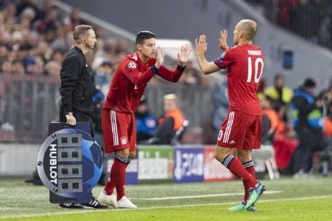 Soccer Champions League Match FC Bayern Muenchen vs. Ajax Amsterdam Allianz Arena Muenchen 02 10 2018 Picture Change Rodriguez James Arjen Robben Â