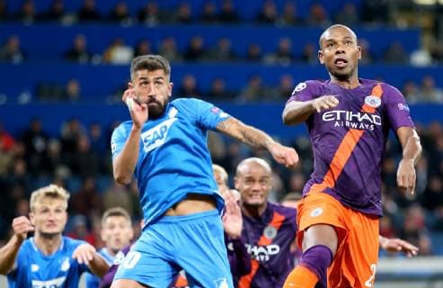 Kerry Demirbay TSG 1899 Hoffenheim 10 and Fernandinho Manchester City 25 Copyright: HMBxMedia xHeikoxBecker