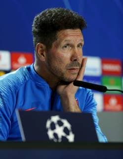 Rueda de prensa de Simeone y Godin antes del partido de Champions League del Atlético contra el Club Brujas. Simeone and Godin attends a press conference PK Pressekonferenz the day before the Champions League match between Ateltico and Club Brujas. 