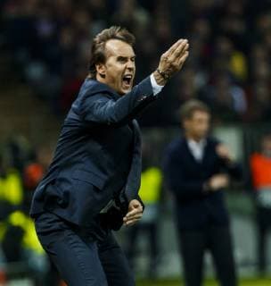 Sport Bilder des Tages Partido de la Champions League entre el CSKA de Moscu y el Real Madrid. En la imagen, Lopetegui.Champions League match between CSKA Moscow and Real Madrid. In this picture, Lopetegui. 