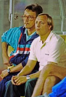 From 2 BL season 1989 90 Hannover 96 Red Kickers Stuttgart 5 1 on 20 09 1989 in Niedersachsenstadion In the picture Han96 coach Michael Krüger li and 96 manager Bernd Laube