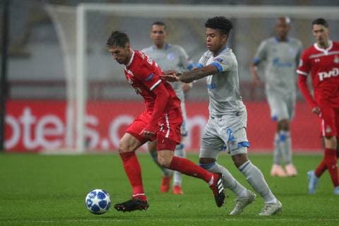Football Champions League Season 2018 2019 03 10 2018 2 Gameday Lokomotiv Moscow FC Schalke 04 v l Grzegoz Krychowiak Lokomotiv Moscow Weston McKennie FC Schalke 04 Moscow RZD Arena Russia