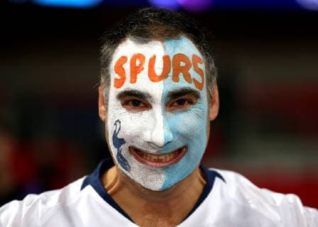 Sport Bilder des Tages 3rd October 2018, Wembley Stadium, London England; UEFA Champions League football, Tottenham Hotspur versus Barcelona; Spurs fan wearing face paint inside Wembley Stadium  ActionPlus12067623 JohnxPatrickxFletcher