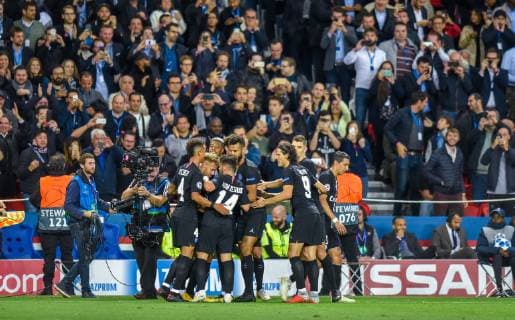 But de Neymar Jr ( PSG ) - Joie des joueurs de l equipe PSG FOOTBALL : Paris Saint Germain vs Etoile Rouge Belgrade - Ligue des Champions - Paris - 03 10 2018 FedericoPestellini Panoramic 