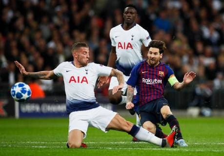 Barcelona s Lionel Messi fires a shot at goal under pressure from Tottenham s Toby Alderweireld during the UEFA Champions League Group B match at Wembley Stadium, London. Picture date: 3rd October 2018. Picture credit should read: David Kein Sportimage EDITORIAL USE ONLY. No use with unauthorised audio, video, data, fixture lists, club league logos or live services. Online in-match use limited to 120 images, no video emulation. No use in betting, games or single club league player publications.