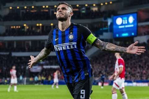 Sport Bilder des Tages EINDHOVEN, Netherlands, 03-10-2018, football, Philips stadium, Champions league, season 2018 2019, Inter Milan player Mauro Icardi scores the 1-2 and celebrates his goal, during the match PSV - Inter Milan, PSV - Inter Milan  x2518341x