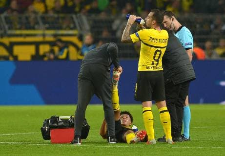 Dortmund Germany 03 10 2018 UEFA Champions League 2018 19 Season Preliminary Round Group Stage Group A 2 Matchday BV Borussia Dortmund AS Monaco injury hurt Jadon Sancho BVB DeFodi521