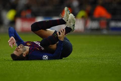 Gerard Pique of Barcelona Group B match of the UEFA Champions League between Tottenham Hotspurs and FC Barcelona at Wembley Stadium on October 03 2018 in London England  xJosexBretonx xTottenhamxvxFCxBarcelonax-xChampionsxLeaguex