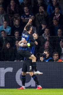 EINDHOVEN, PSV - Inter Milan, football, Champions League, season 2018-2019, 03-10-2018, Philips Stadium, Inter Milan player Mauro Icardi (R) has scored 1-2, Inter Milan player Matteo Politano (L) PSV - Inter Milan  x2518747x
