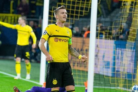 03 10 2018 xkvx Football UEFA Champions League Borussia Dortmund AS Monaco emspor v l Goal celebration Goal celebration celebrate the goal to 3 0 by Marco Reus BVB Borussia Dortmund with the team DFL DFB REGULATIONS PROHIBIT ANY USE OF PHOTOGRAPH as IMAGE SEQUENCES and or QUASI VIDEO Dortmund