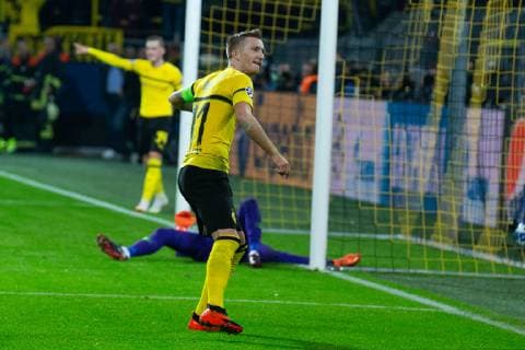 03 10 2018 xkvx Football UEFA Champions League Borussia Dortmund AS Monaco emspor v l Goal celebration Goal celebration celebrate the goal to 3 0 by Marco Reus BVB Borussia Dortmund with the team DFL DFB REGULATIONS PROHIBIT ANY USE OF PHOTOGRAPH as IMAGE SEQUENCES and or QUASI VIDEO Dortmund