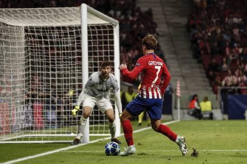 3rd October 2018, Wanda Metropolitano, Madrid, Spain; UEFA Champions League football, Atletico Madrid versus Club Brugge; Antonie Griezmann (Atletico de Madrid) breaks towards goal unmarked  ActionPlus12067765 ShotxforxPress