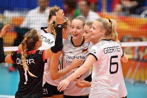 Sport Themen der Woche KW 40 Sport Bilder des Tages Germany team group Mannschaftsbild Totale (GER), OCTOBER 3, 2018 - Volleyball : FIVB Volleyball Women s World Championship WM Weltmeisterschaft Japan 2018 First round Pool A match between Mexico 0-3 Germany at Yokohama Arena in Kanagawa, Japan. Noxthirdxpartyxsales  (87166873)