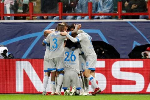 MOSCOW, RUSSIA - OCTOBER 03: FC Schalke 04 players celebrate a goal during the Group D match of the UEFA Champions League between FC Lokomotiv Moscow and FC Schalke 04 at Lokomotiv Stadium on October 3, 2018 in Moscow, Russia. SPO, SOC, FOC 