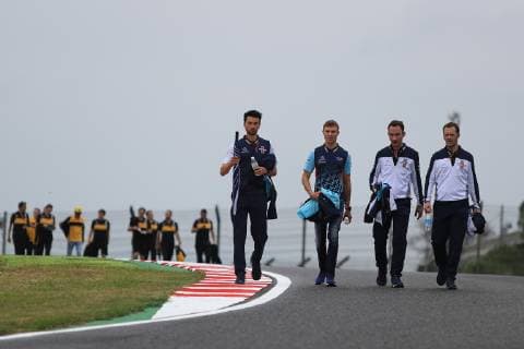4th October 2018, Suzuka International Racing Course, Suzuka City, Japan; Formula One of Japan, driver arrivals and press conference PK Pressekonferenz Williams Martini Racing, Sergey Sirotkin inspect the course  ActionPlus12067931 Octane