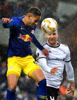 181004 Matheus Cunha or RB Leipzig and Tore Reginiussen or Rosenborg during the Europe League match between Rosenborg and RB Leipzig on October 4, 2018 in Trondheim Photo Jon Olav Nesvold BILDBYR N Code JE 160318  Copyright: JONxOLAVxNESVOLD BB181004JE018