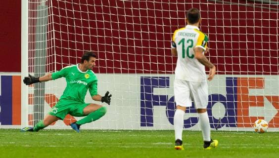 Leverkusen Germany 04 10 2018 UEFA Europa League 2018 19 Season Preliminary Round Group Stage Group A 2 Gameday Bayer 04 Leverkusen AEK Larnaka Goal to 1 1 by Kai Havertz B04 Goalkeeper Tono AEK Larnaka DeFodi001