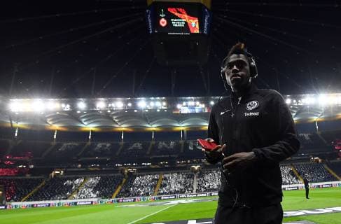 04 10 2018 xjhx Football UEFA Europa League Eintracht Frankfurt Lazio Rome emporer Danny da Costa Eintracht Frankfurt DFL DFB REGULATIONS PROHIBIT ANY USE OF PHOTOGRAPHS as IMAGE SEQUENCES and or QUASI VIDEO Frankfurt am Main