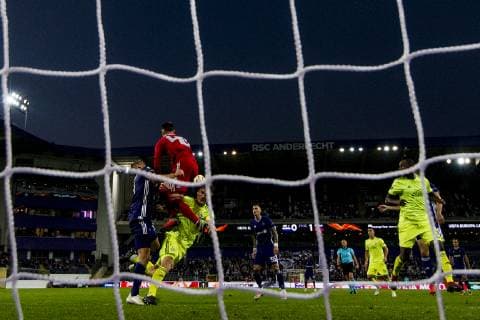 Anderlecht s Ivan Santini, Dinamo Zagreb s goalkeeper Dominik Livakovic and Dinamo Zagreb s defender Emir Dilaver fight for the ball during a game of Belgian soccer team RSC Anderlecht against Croatian team Dinamo Zagreb in Anderlecht, Thursday 04 October 2018, on day two of the Europa League group stage, in group D. JASPERxJACOBS  x05440633x