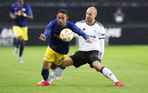 Trondheim RB Leipzig Soccer Euro League Trondheim 04 10 2018 Lerkendal Stadium Soccer UEFA Euro League Group B 2 Gameday Rosenborg BK Trondheim vs. RB Leipzig Pictured left Matheus Cunha 20 RB Leipzig and Tore Reginiussen 4 Trondheim According to UEFA regulations, it is prohibited in the Stadium and or made by the game photos taken in the form of sequence images and or video-like photo galleries to use or recycle