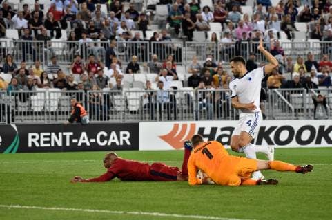 Action du penalty sur Jimmy Briand (gir) FOOTBALL : Bordeaux vs Copenhague - 2eme Tour Ligue Europa - Bordeaux - 04 10 2018 ThierryBreton Panoramic 