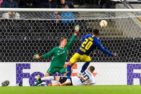 181004 Matheus Cunha or RB Leipzig scores 0 3 behind goalkeeper Andre Hansen or Rosenborg during the Europa League match between Rosenborg and RB Leipzig on October 4, 2018 in Trondheim Photo Jon Olav Nesvold BILDBYR N Code JE 160318  Copyright: JONxOLAVxNESVOLD BB181004JE031
