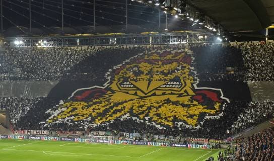 04 10 2018 xblx Football UEFA Europa League Eintracht Frankfurt Lazio Rome emspor v l Choreography of the fans before the match DFL DFB REGULATIONS PROHIBIT ANY USE OF PHOTOGRAPH as IMAGE SEQUENCES and or QUASI VIDEO Frankfurt am Main