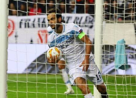 Marco Parolo Lazio Roma gets the ball out of the net 04 10 2018 Eintracht Frankfurt vs Lazio Rome UEFA Europa League 2 Gameday Commerzbank Arena DISCLAIMER DFL regulations prohibit any use of photographs as video clips or video