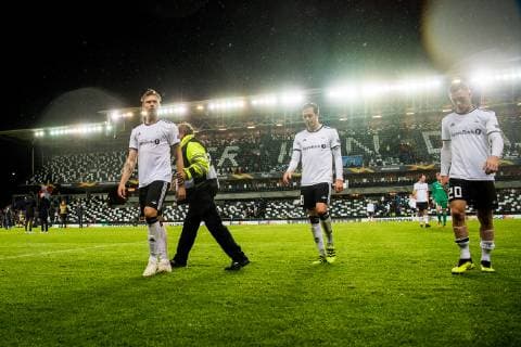 181004 Alexander Soderlund Anders Konradsen and Alex Gersbach of Rosenborg after the European League match between Rosenborg and RB Leipzig on October 4, 2018 in Trondheim Photo Jon Olav Nesvold BILDBYRAN Code JE 160318  Copyright: JONxOLAVxNESVOLD BB181004JE051