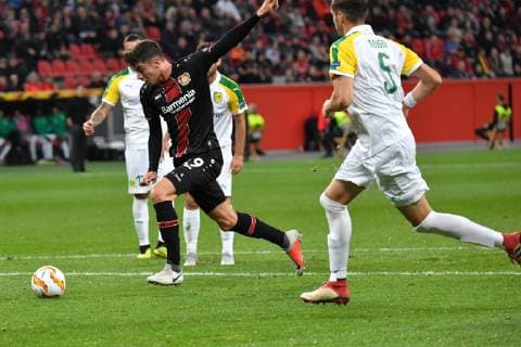 ENG UEFA EL Bayer 04 Leverkusen GER vs AEK Larnaca CYP 04 10 2018 BayArena Leverkusen Europaleque Preliminary Round GER UEFA EL Bayer 04 Leverkusen GER vs AEK Larnaka CYP DFL regulations prohibit any use of photographs as picture sequences and or video in picture picture shows Goal shot attempt Kai Havertz Leverkusen 29 against Daniel Mojsov AEK Larnaka 5 nordphotox xMeuter nph00351