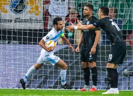 04 10 2018 xfux Football UEFA Europa League Eintracht Frankfurt Lazio Rome emspor v l Marco Parolo Lazio Rome goal celebration Goal celebration celebrate the goal to 1 1 Frankfurt am Main