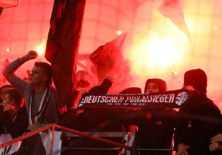 Eintracht fans burn down after halftime break Bengalo 04 10 2018 Eintracht Frankfurt vs Lazio Rome UEFA Europa League 2 Round Commerzbank Arena DISCLAIMER DFL regulations prohibit any use of images as image sequences or quasi video