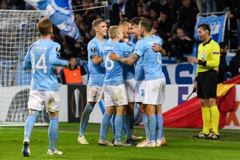 181004 Malmö FF celebrates after Andreas Vindheim of Malmö FF scores 1 0 during the Europa League group stage match between Malmö FF and Besiktas on October 4, 2018 in Malmö Photo Ludvig Thunman BILDBYR N code LT 35544  Copyright: LUDVIGxTHUNMAN BB181004LT034