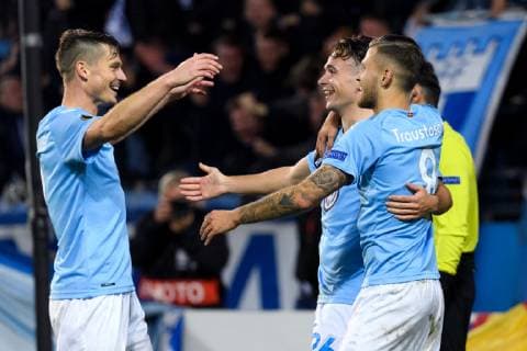 181004 Malmö FF celebrates after Andreas Vindheim of Malmö FF scores 1 0 during the Europa League group stage match between Malmö FF and Besiktas on October 4, 2018 in Malmö Photo Ludvig Thunman BILDBYR N code LT 35544  Copyright: LUDVIGxTHUNMAN BB181004LT035