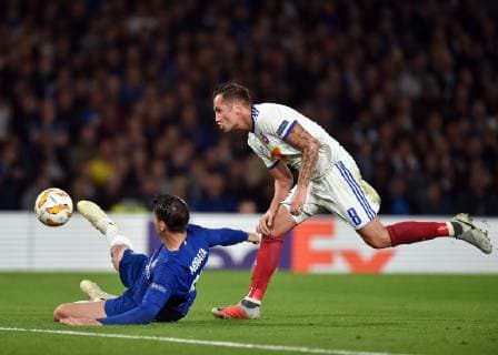 London England 04 10 2018 UEFA Europa League 2018 19 Season Preliminary Round Group Stage Group L 2 Gameday Chelsea Vidi FC Szekesfehervar Álvaro Morata Chelsea and Anel Hadzic Vorskla battle for the ball DeFodi056