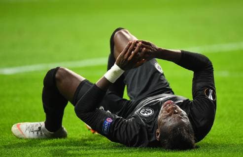 04 10 2018 xjhx Football UEFA Europa League Eintracht Frankfurt Lazio Rome emspor v Danny da Costa Eintracht Frankfurt injured injury DFL DFB REGULATIONS PROHIBIT ANY USE OF PHOTOGRAPHS as IMAGE SEQUENCES and QUASI VIDEO Frankfurt am Main