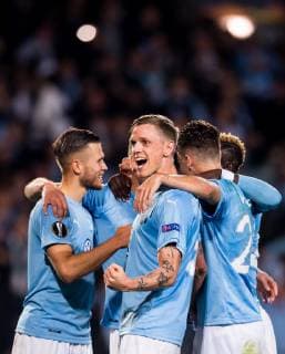 181004 Markus Rosenberg of Malmö FF celebrates Sören Rieks after scoring the 2 0 goal from the penalty spot during the European League group stage match between Malmö FF and Besiktas on 4 October 2018 in Malmö Photo Petter Arvidson BILDBYRAN kod PA 92119  Copyright: PETTERxARVIDSON BB181004PA114