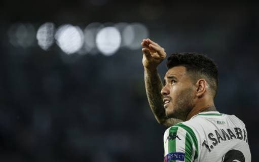 Partido de la Europa League entre el Betis y el Dudelange en el Villamarin. En la imagen, Sarabia celebra su gol. Europa League match between Betis and Dudelange. In this picture, Sarabia celebrates his goal. 