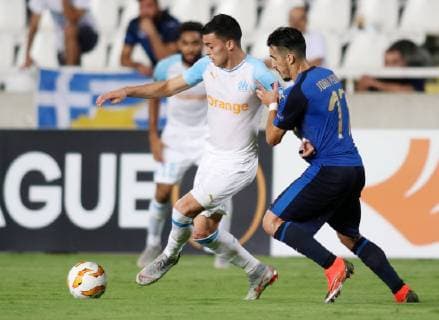 (181005) -- NICOSIA, Oct. 5, 2018 -- Nemanja Radonjic (L) of Marseille vies with Joao Pedro of Apollon during the Europa League Group H match between Apollon and Marseille in Nicosia, Cyprus on Oct. 4, 2018. Apollon drew 2-2 with Marseille. ) (SP)CYPRIS-NICOSIA-SOCCER-UEFA EUROPA LEAGUE-APOLLON VS MARSEILLE SakisxSavvides 